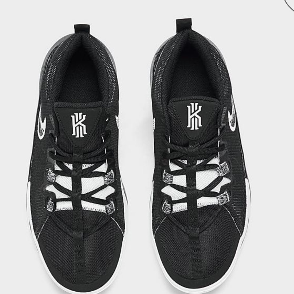 BIG KIDS'‎ NIKE KYRIE FLYTRAP 6 BASKETBALL SHOES